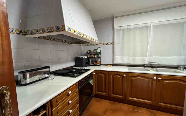 Image No.9-6 Bed Villa for sale