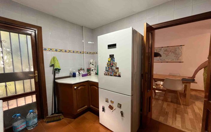 Image No.10-6 Bed Villa for sale