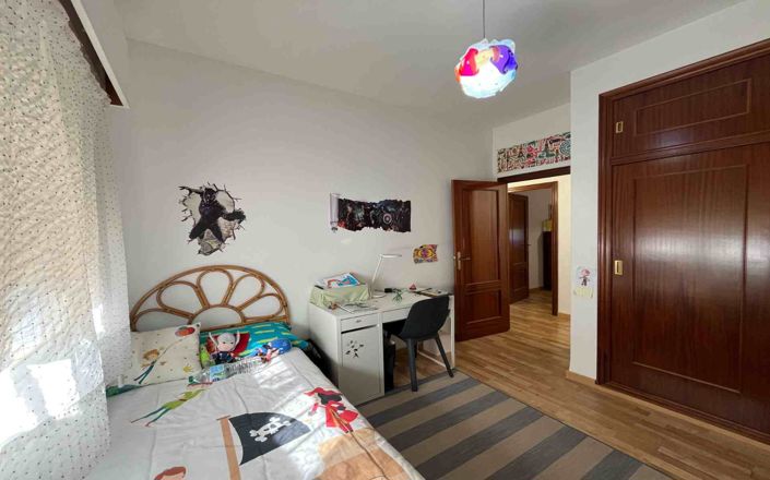Image No.12-6 Bed Villa for sale
