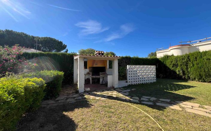Image No.52-6 Bed Villa for sale