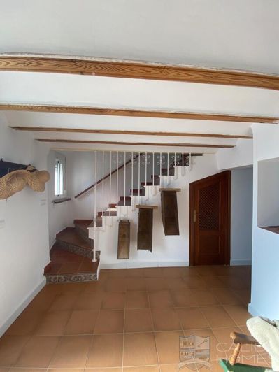 Image No.13-3 Bed House for sale