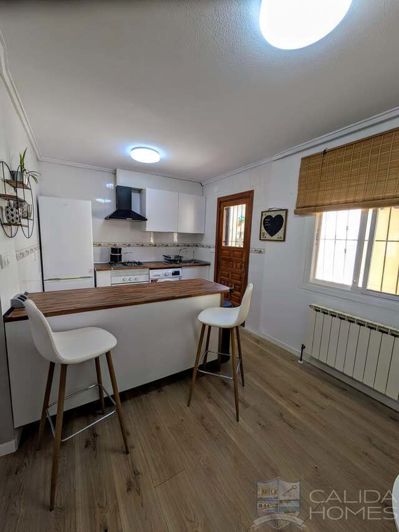 Image No.7-2 Bed Villa for sale