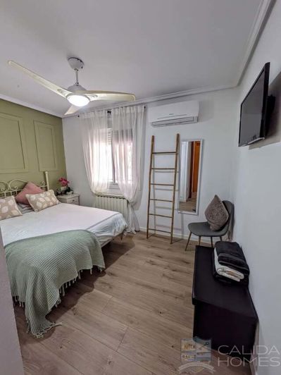 Image No.9-2 Bed Villa for sale