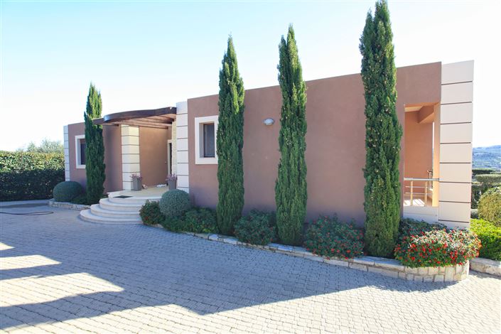 Image No.7-3 Bed Villa for sale