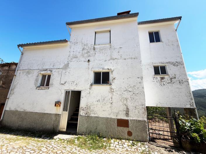 Image No.4-3 Bed House for sale