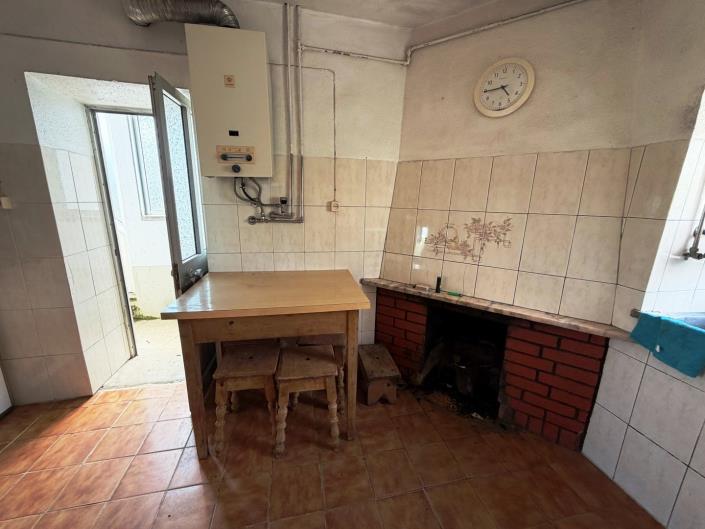 Image No.10-3 Bed House for sale