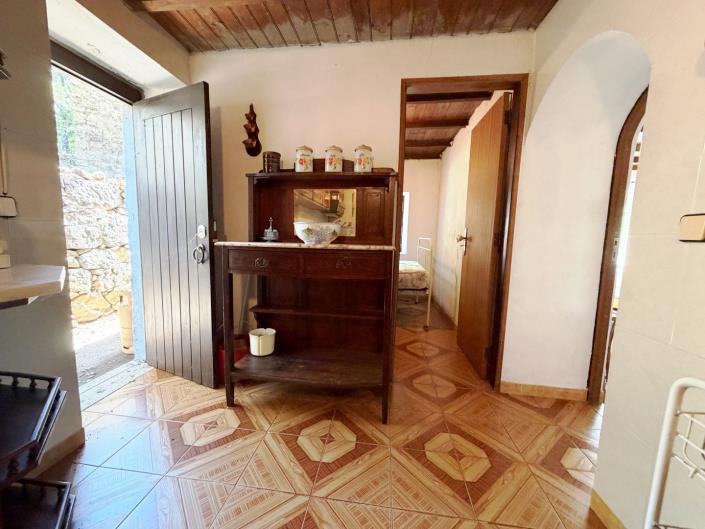 Image No.15-2 Bed Country Property for sale