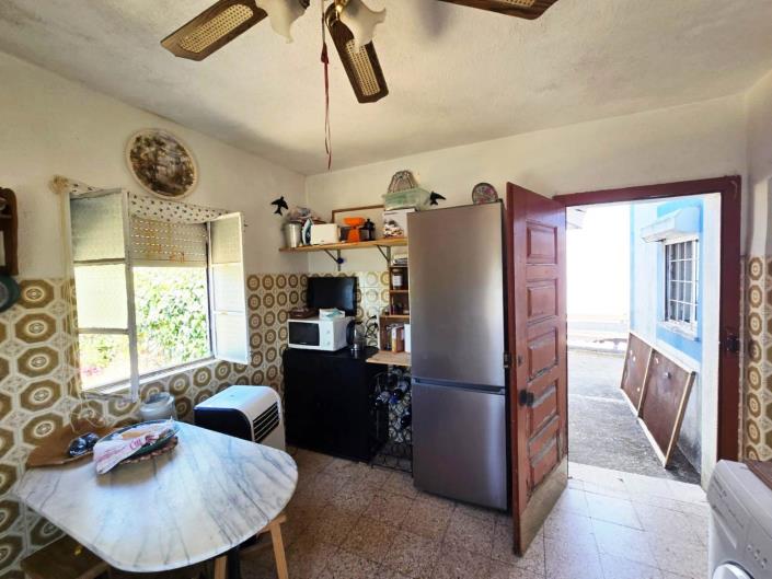 Image No.15-3 Bed House for sale