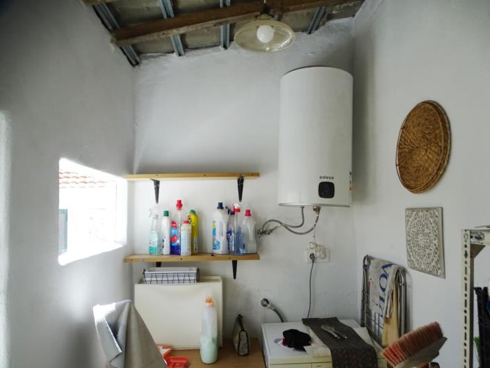 Image No.15-1 Bed House for sale