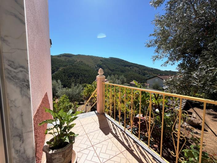 Image No.6-4 Bed Country House for sale
