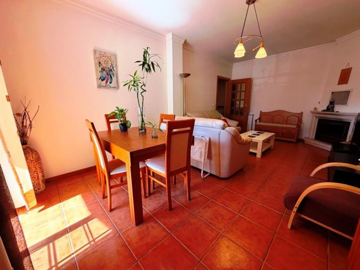 Image No.3-3 Bed Apartment for sale