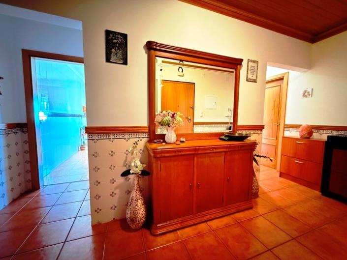 Image No.14-3 Bed Apartment for sale