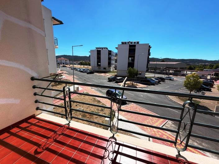 Image No.22-3 Bed Apartment for sale