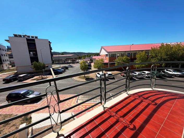 Image No.23-3 Bed Apartment for sale