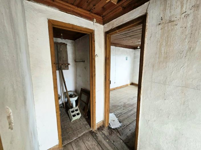 Image No.12-3 Bed Townhouse for sale