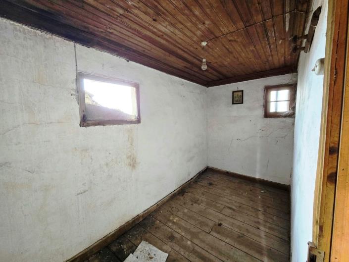 Image No.15-3 Bed Townhouse for sale