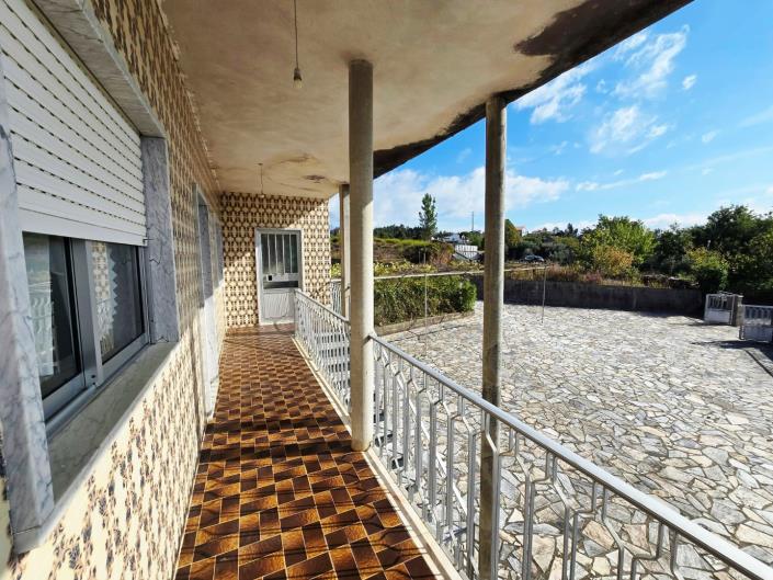 Image No.43-6 Bed House for sale