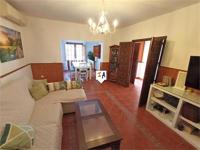 Image No.6-2 Bed House for sale