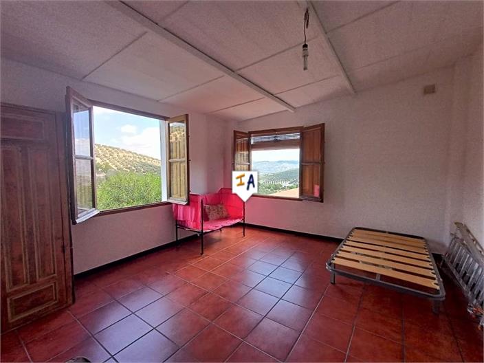 Image No.9-6 Bed Farmhouse for sale