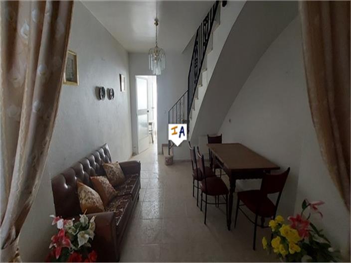 Image No.6-4 Bed House for sale