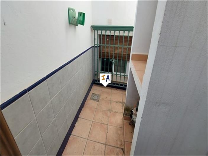 Image No.9-3 Bed House for sale