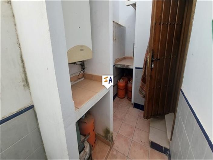 Image No.10-3 Bed House for sale