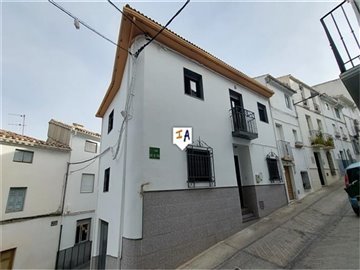 1 - Castillo de Locubín, House
