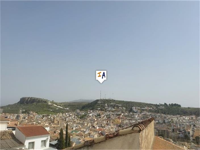 Image No.3-4 Bed House for sale