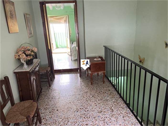 Image No.9-4 Bed House for sale