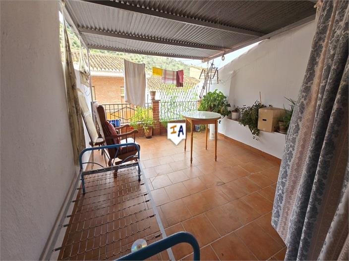 Image No.3-2 Bed House for sale