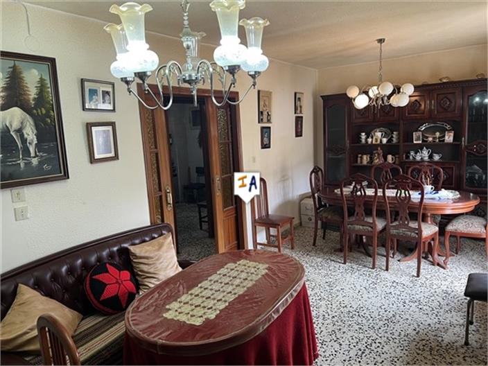 Image No.4-3 Bed House for sale