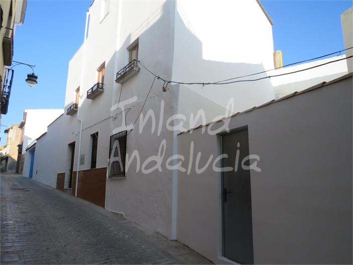 Image No.5-3 Bed House for sale