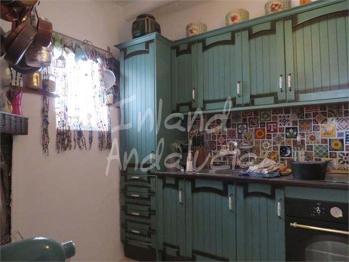 Image No.3-3 Bed House for sale