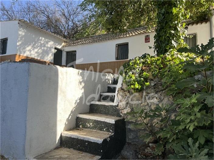 Image No.5-4 Bed House for sale