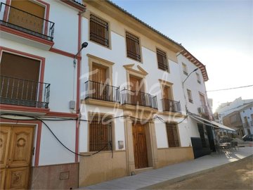 1 - Encinas Reales, House