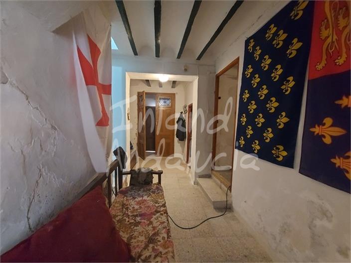 Image No.4-5 Bed House for sale