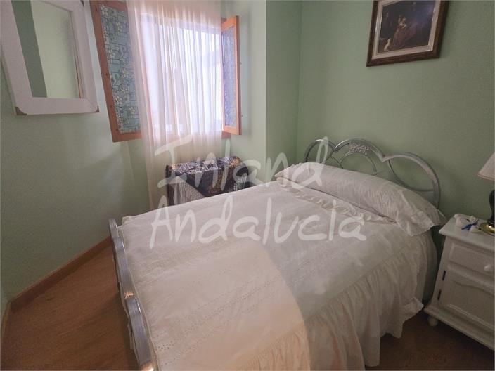 Image No.9-3 Bed Property for sale