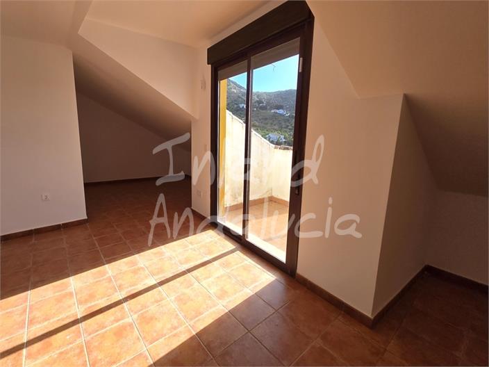 Image No.6-1 Bed Property for sale