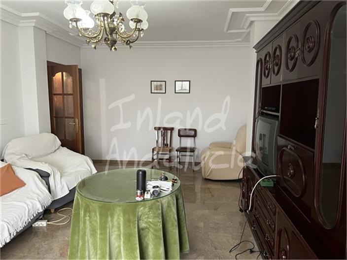 Image No.3-4 Bed Property for sale