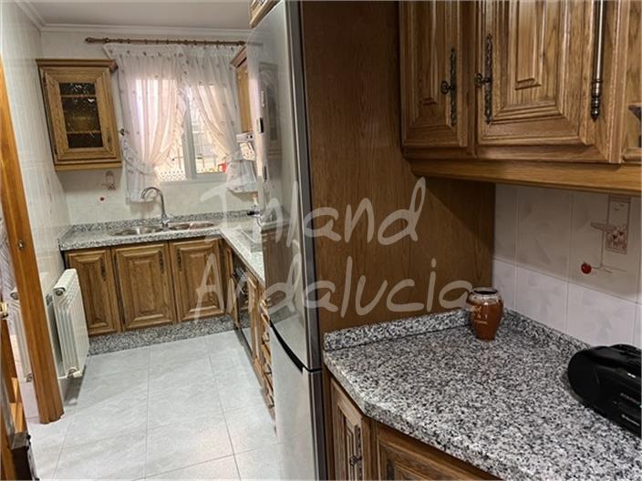 Image No.7-3 Bed House for sale