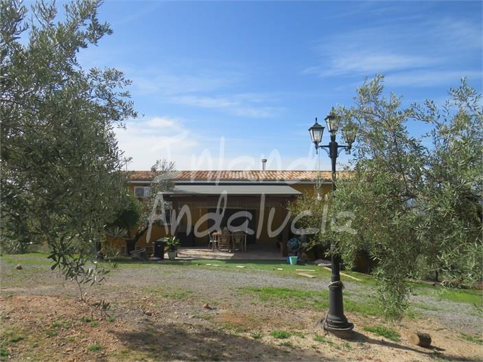 Image No.4-2 Bed Farmhouse for sale