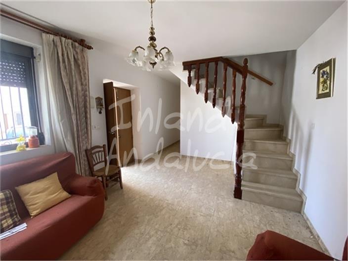 Image No.4-4 Bed House for sale