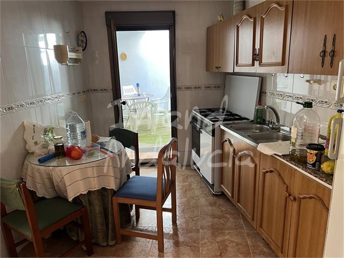 Image No.4-2 Bed House for sale