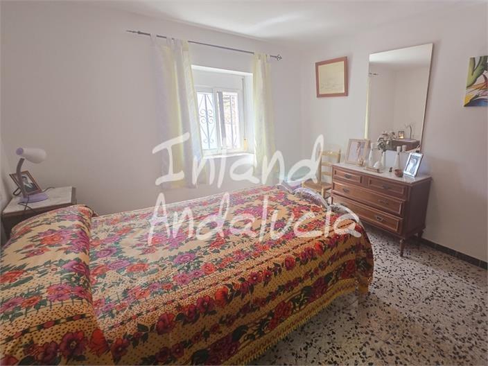 Image No.10-Ferme de 4 chambres à vendre à Alcaucín