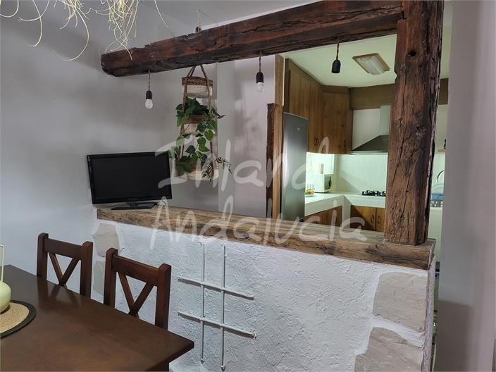 Image No.3-2 Bed House for sale