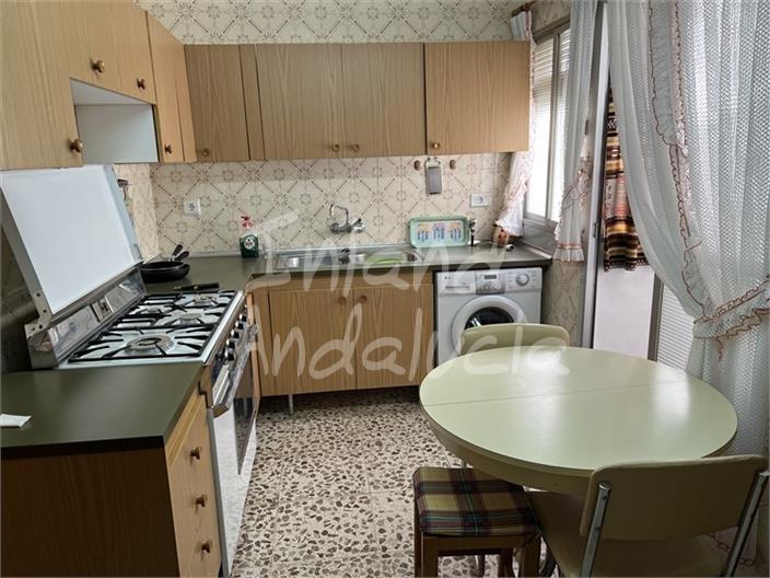 Image No.6-3 Bed Property for sale