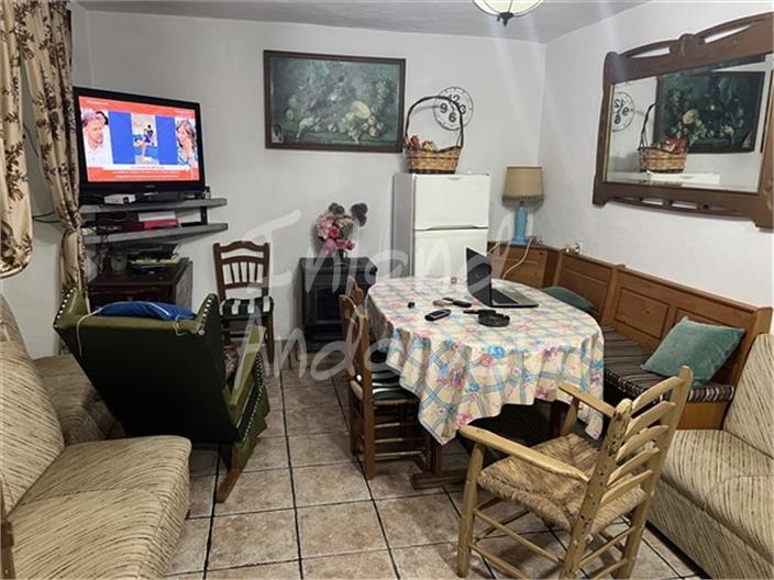Image No.4-5 Bed Farmhouse for sale