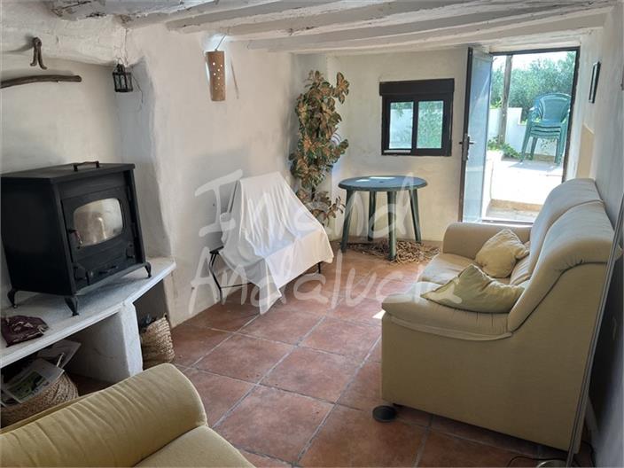Image No.6-3 Bed House for sale