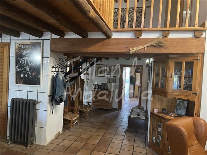 Image No.9-3 Bed Farmhouse for sale