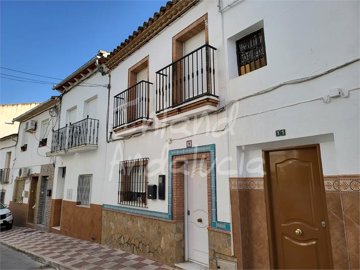 1 - Encinas Reales, House